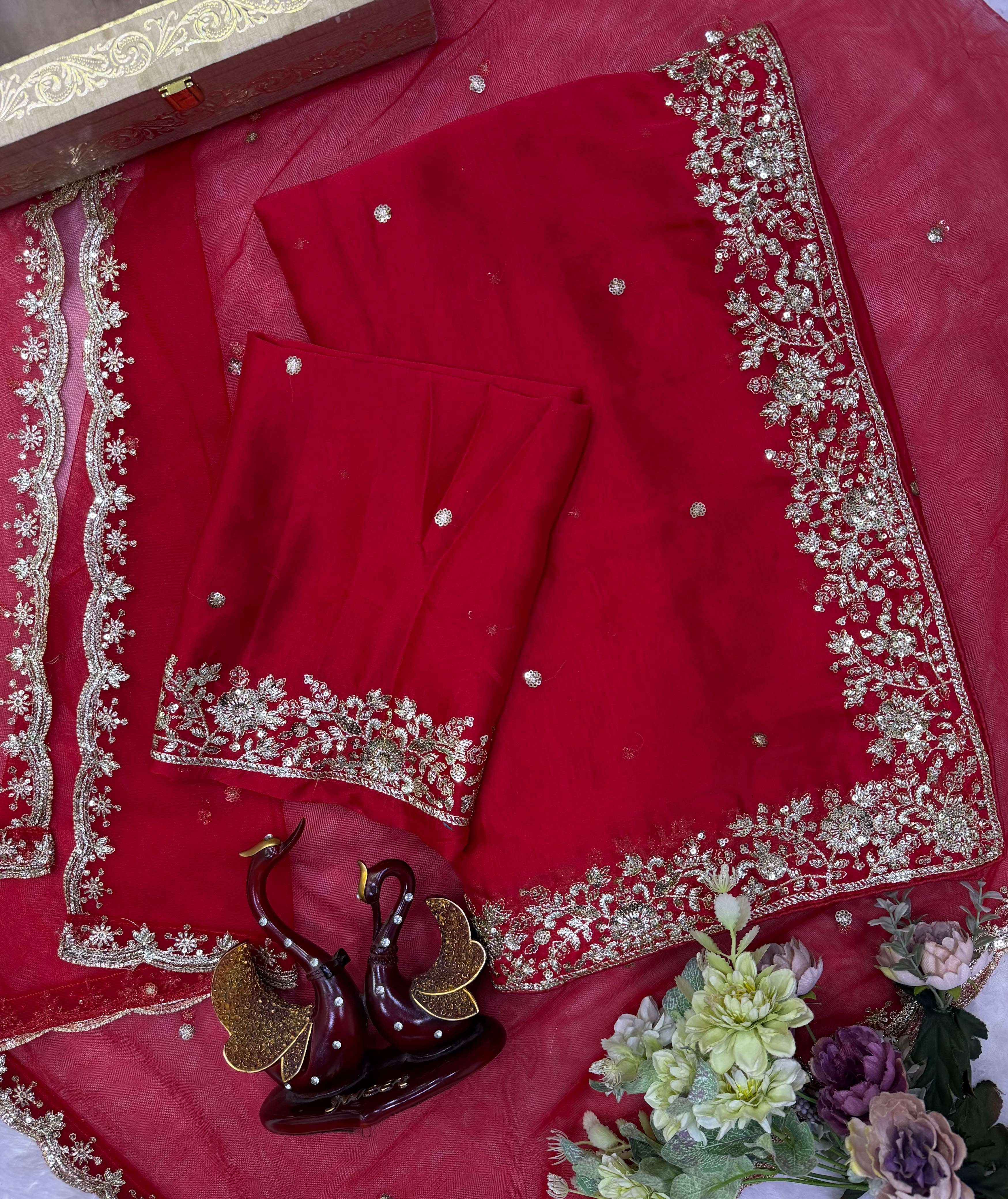 KARVA CHOUTH SPECIAL PREMIUM RED COLOR SAREE  MADE OF RANGOLI SILK FABRIC RESELLER IN SURAT 5635